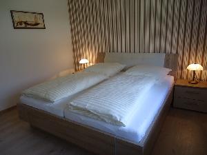 Bild 3_wohnzimmer.jpg